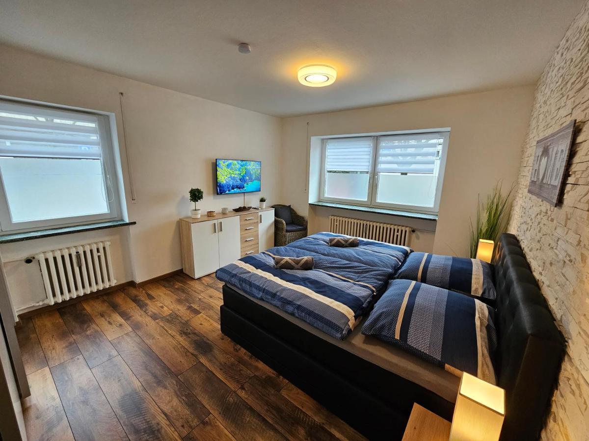 Exklusives Erdgeschoss-apartment: Zentrale Lage, Highspeed-internet & Komfort *